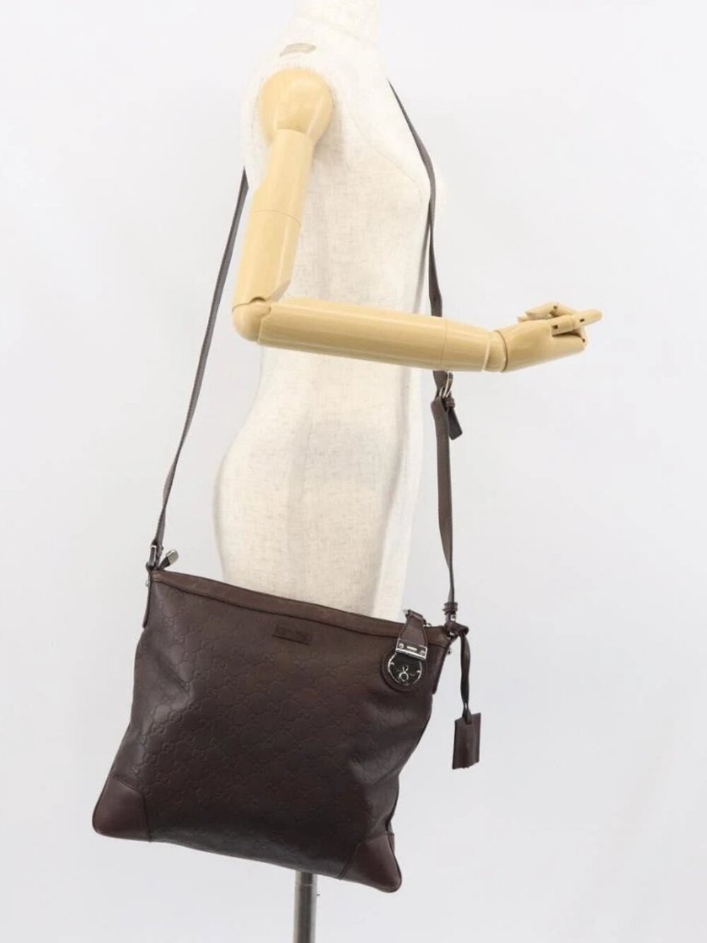 GUCCI GG Canvas Guccissima Shoulder Bag Brown Silver 148476 Auth 163233